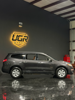 2016 Chevrolet Traverse LS 8 Passengers