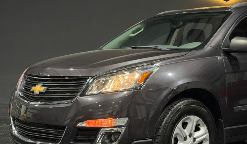 
								2016 Chevrolet Traverse LS 8 Passengers full									