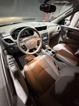 
										2016 Chevrolet Traverse LS 8 Passengers full									