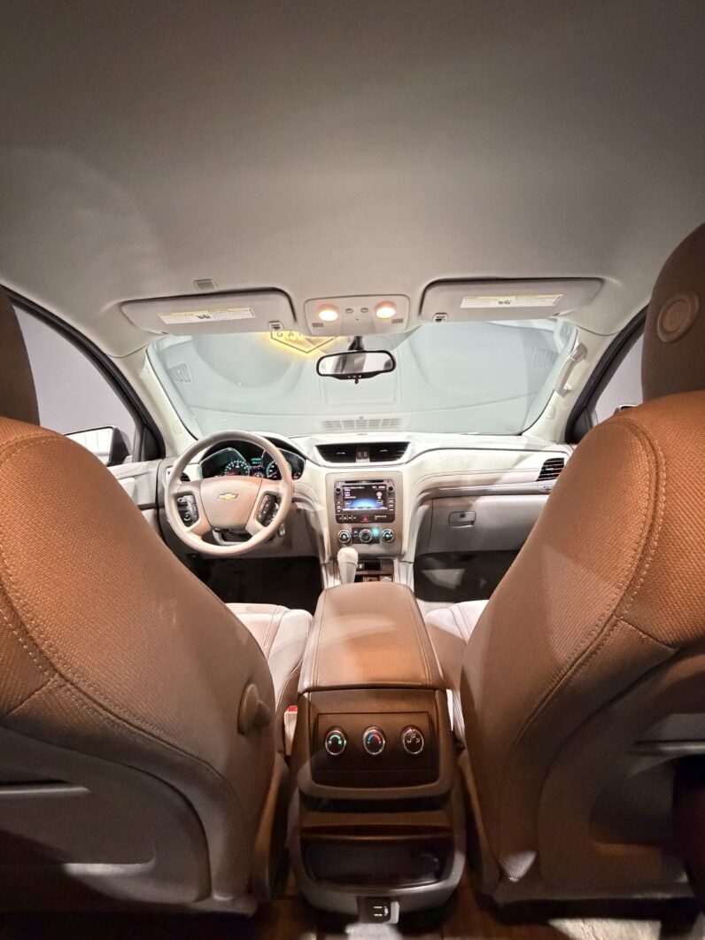 
								2016 Chevrolet Traverse LS 8 Passengers full									